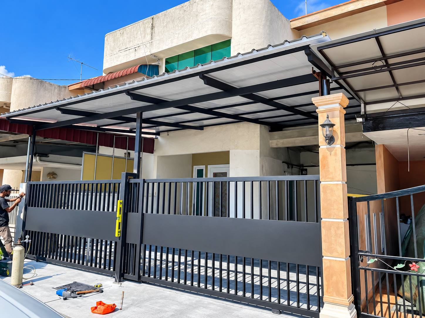 Modern Home Gate Installation